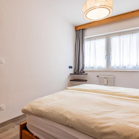 Locazione Turistica Cesa Micheluzzi - Czi712 Apartment Penia Exterior foto